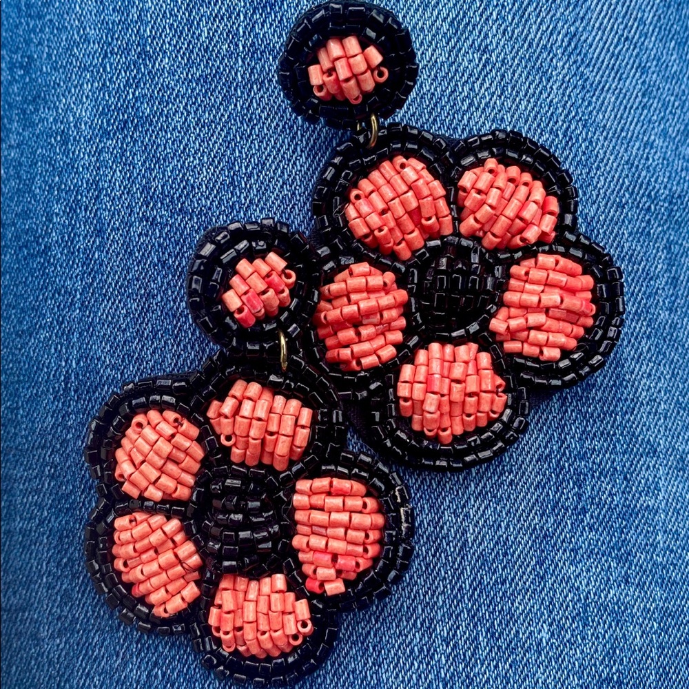 Flower beaded earrings